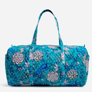 Vera Bradley XL Duffel Peacock 🦚 Garden